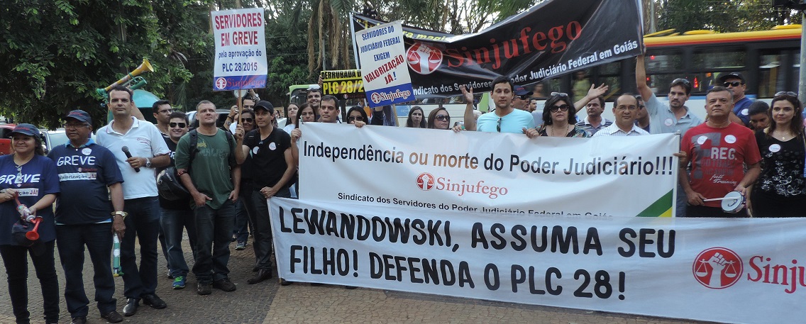 1a15VisitaLewandowski
